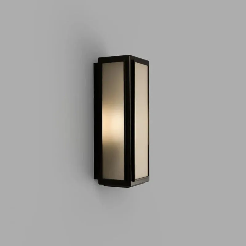 Exterior Traditional Aged Bronze Wall Lantern