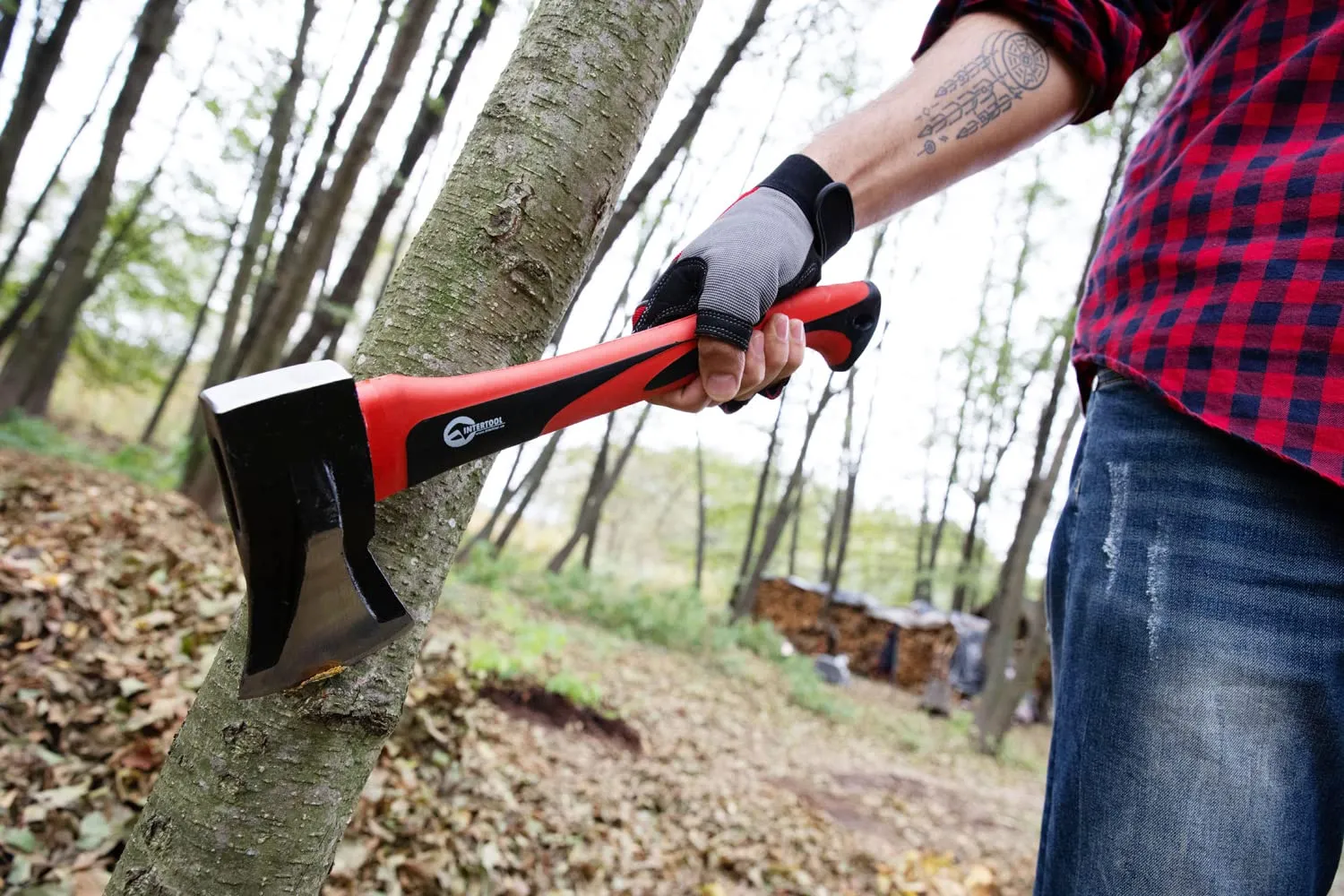INTERTOOL 15” Wood Splitting Hatchet, 2.2 lbs, Small Splitter Maul, Firewood Camp Axe, Shock Absorbing Anti-Slip Handle HT-0274