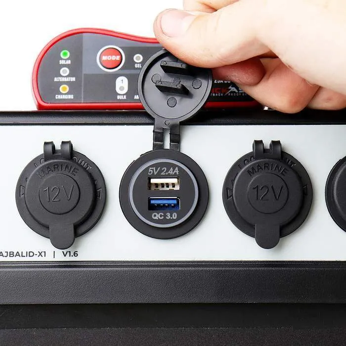 KickAss 12V Portable Power Station with Integrated 25A DCDC Charger