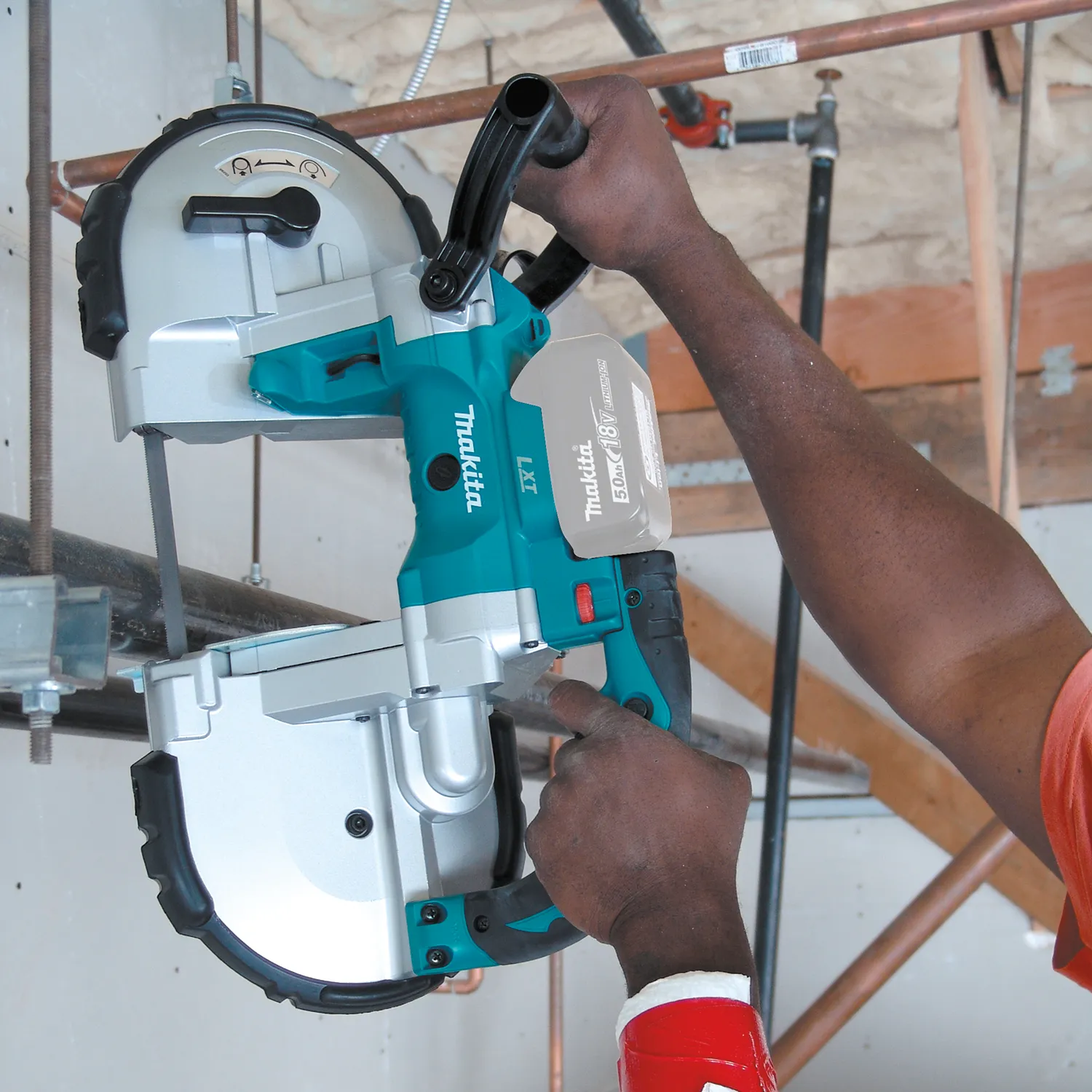 Makita XBP02Z LXT 18 Volt Portable Band Saw (Tool Only)