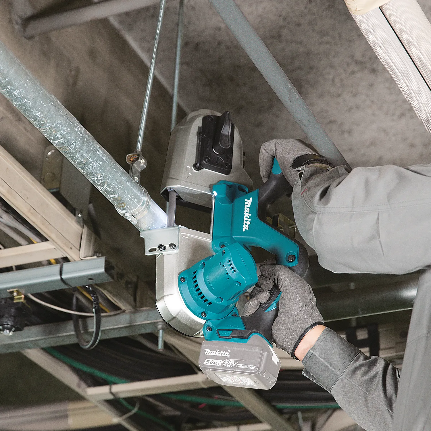 Makita XBP03Z LXT 18 Volt Compact Band Saw (Tool Only)