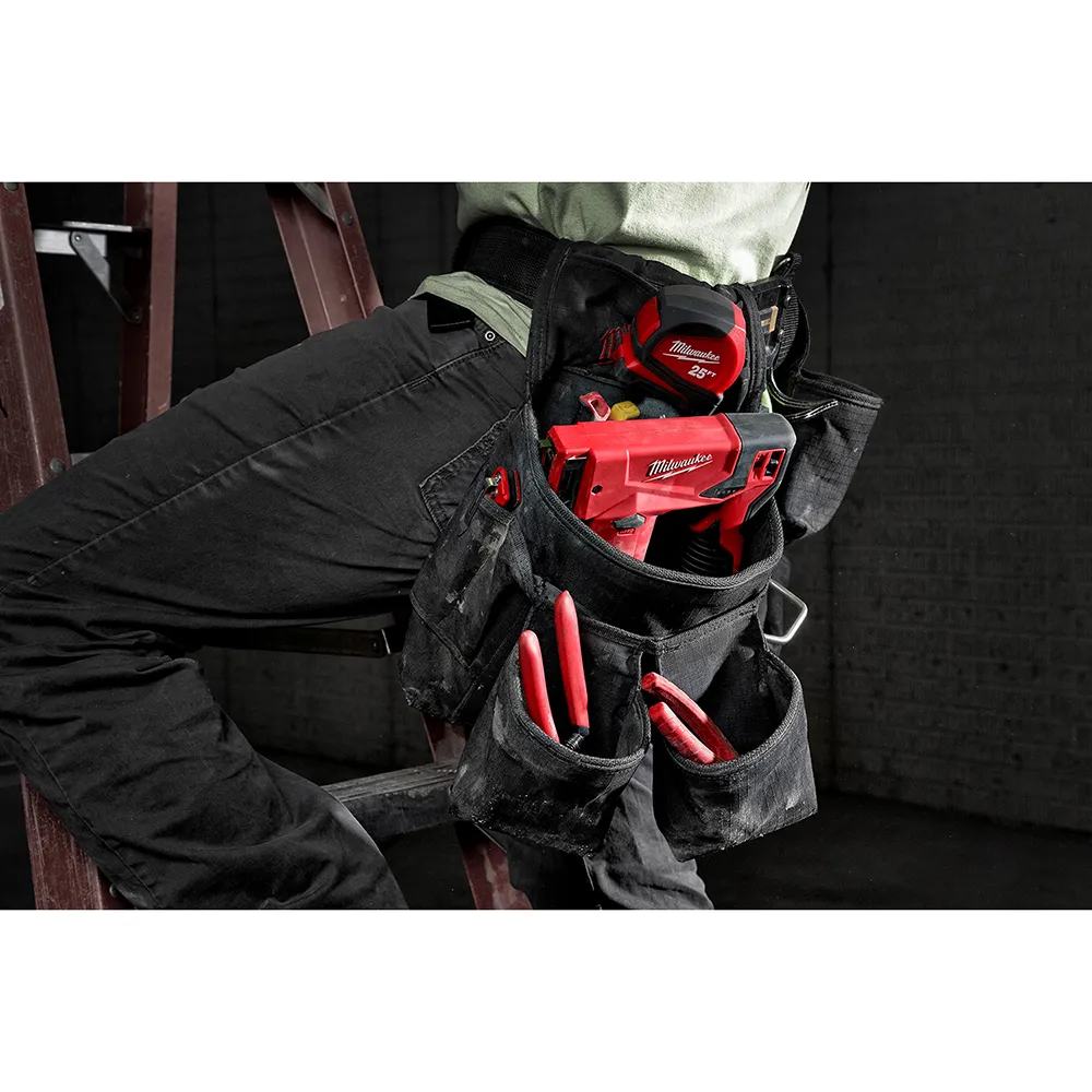 Milwaukee M12 3/8" Crown Stapler