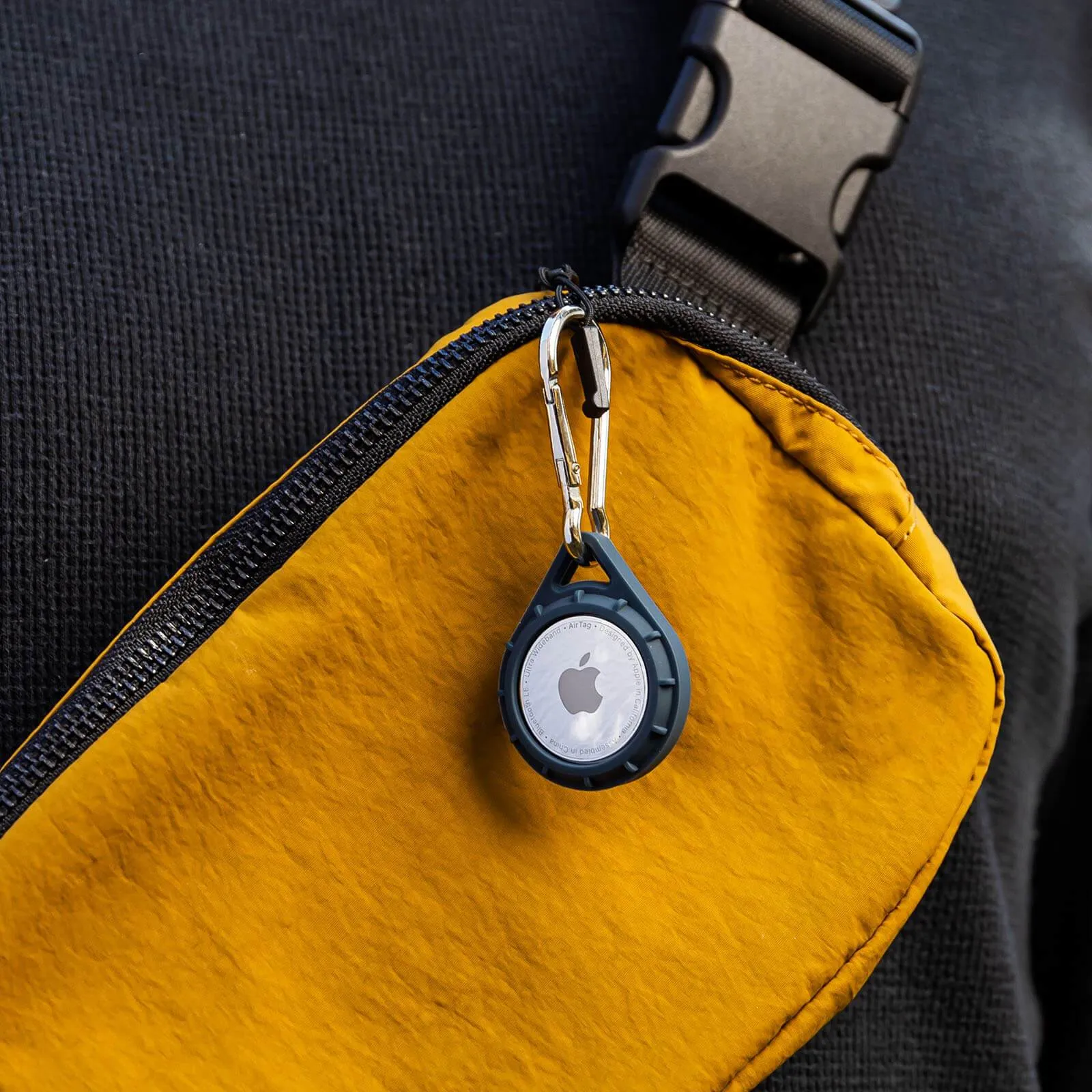 Pelican Protector Keychain AirTag Case (Navy) - AirTag Case