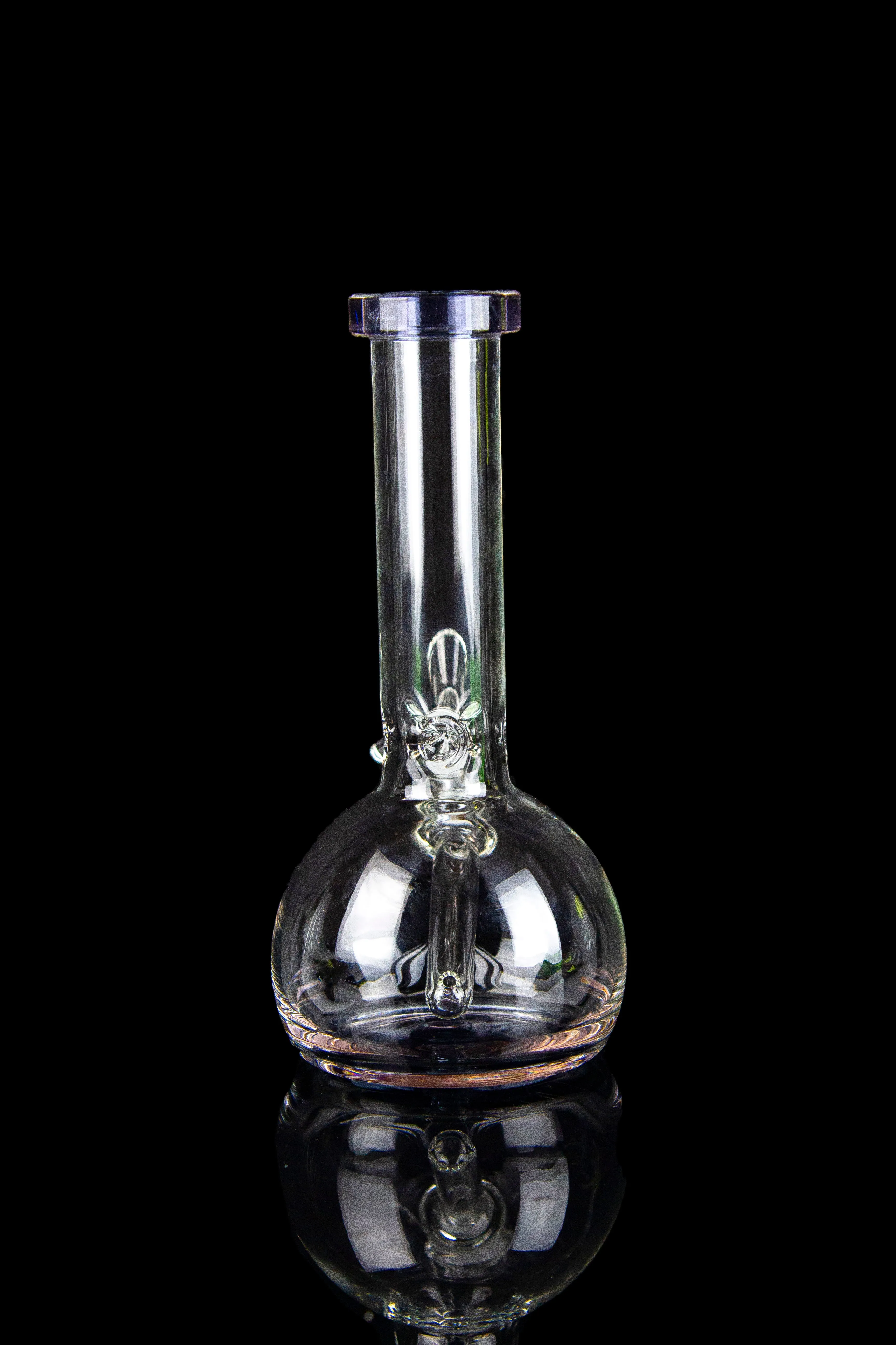 Round Base Water Pipe with Colored Accents